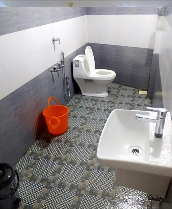 Tharavad Residency Hotell Iritti Exteriör bild